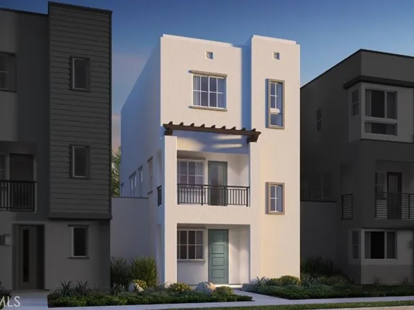 1681 W Yorktown Ln, San Pedro, CA 90732