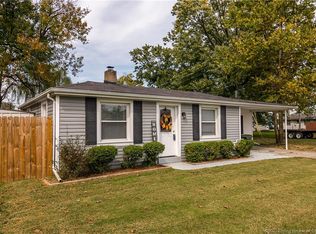 1110 Roosevelt Dr, Jeffersonville, IN 47130