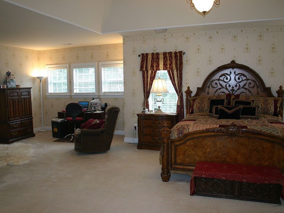 Sitting Room Masterbedrm