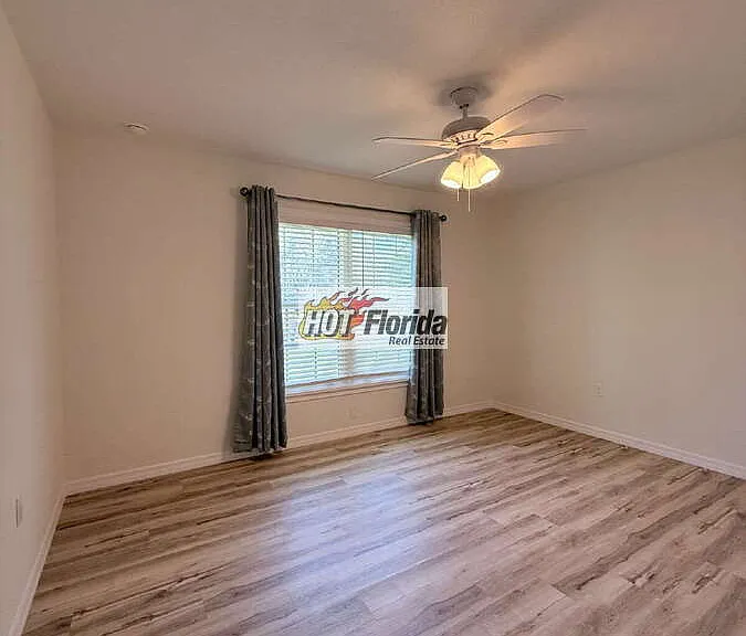2320 W Wellston Rd — Photo 19