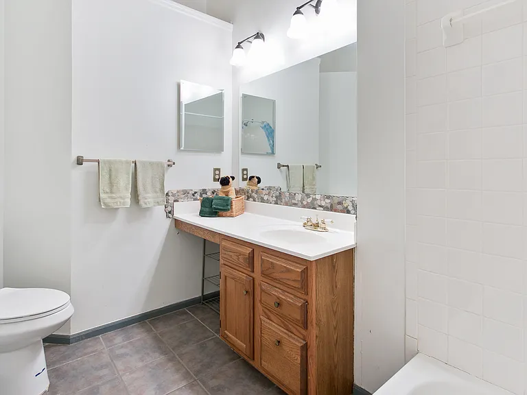 529 Sugarbush Cir — Photo 19