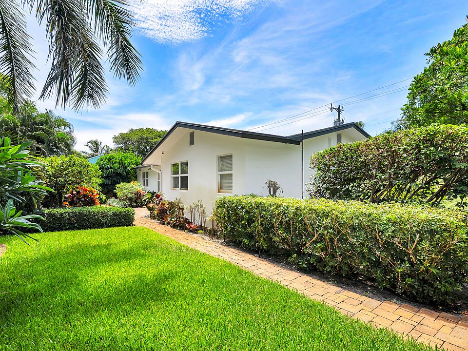 1st image of 844 Avon Road