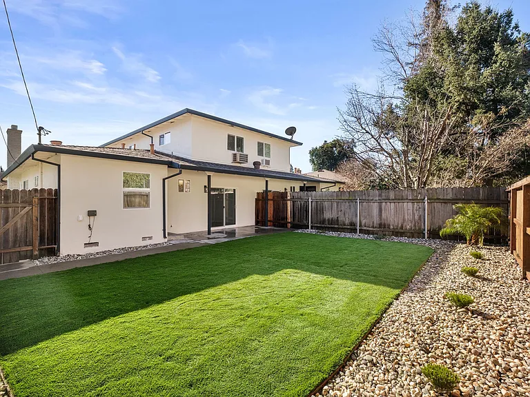 4208 Canby Way — Photo 12