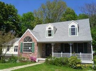 1113 Hildreth St, Dracut, MA 01826