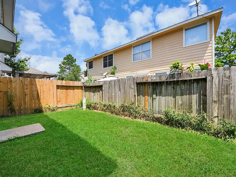 16850 Brooktondale Ct — Photo 37