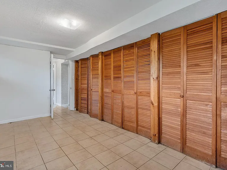 6318 Willowood Ln — Photo 29