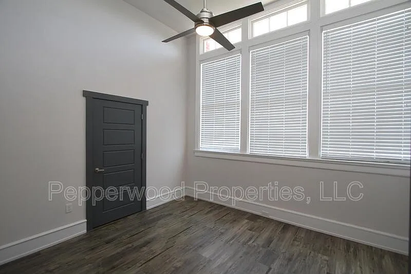 1 bed, 1.0 bath, 765 sqft, $1,225 — Photo 3