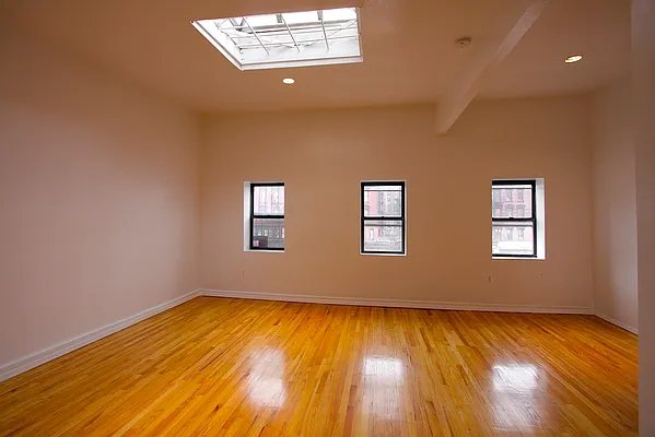 Rented by Citi-Village | media 52