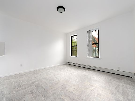 3rd image of 1538 Gates Ave APT 2