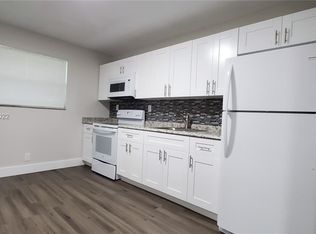 518 SW 2nd St #1, Pompano Beach, FL 33060