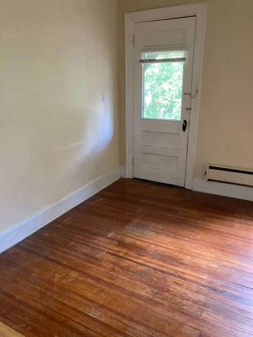 Martana Flats — Photo 4