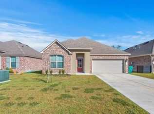1644 Reserve Dr, Westlake, LA 70669