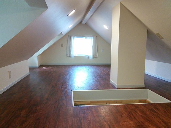 5th image of 513 1/2 E Santa Clara Ave