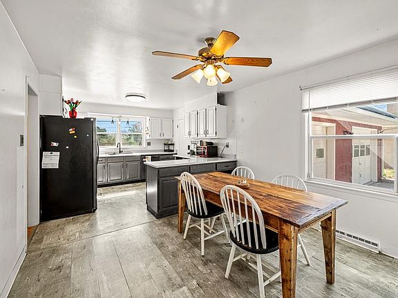 4th image of 1528 Alexander Cir