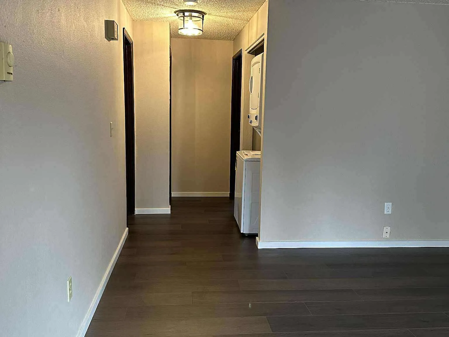2 bed, 850 sqft, $2,100 — Photo 4