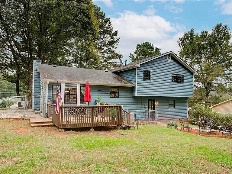 1357 Monfort Rd — Photo 21