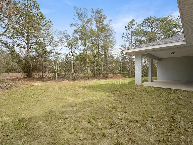 9461 N Sandree Dr — Photo 41