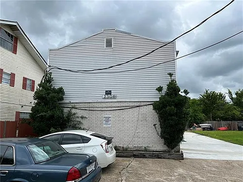 2304 Harvard Ave #4 Photo 1