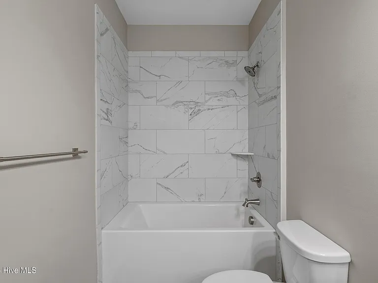 2272 Dolphin Shores Dr SW #402 — Photo 38