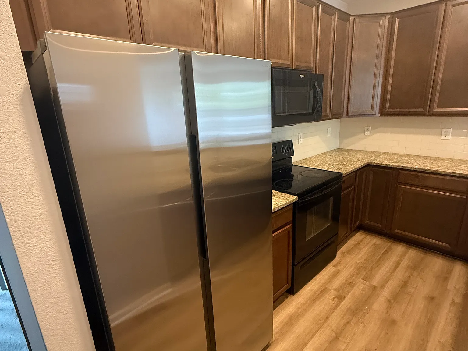 4 bed, 3.5 bath, 1865 sqft, $2,600 — Photo 3
