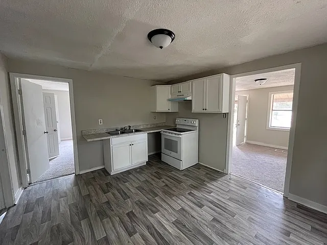 111 Kentucky Ave — Photo 4
