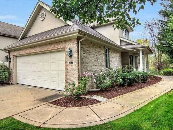 1086 Mission Hills Ct, Chesterton, IN 46304