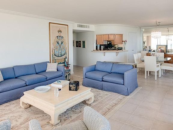4th image of 100 Sunrise Ave APT 202E