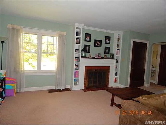 4th image of 25 Delton St