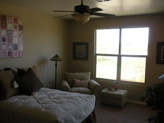4th image of 27243 Sage Ave
