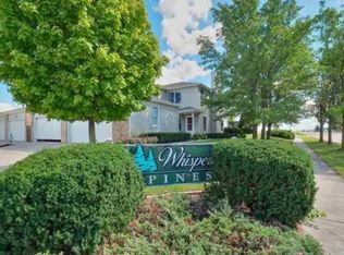 1 Yotzonot Dr, Bloomington, IL 61704