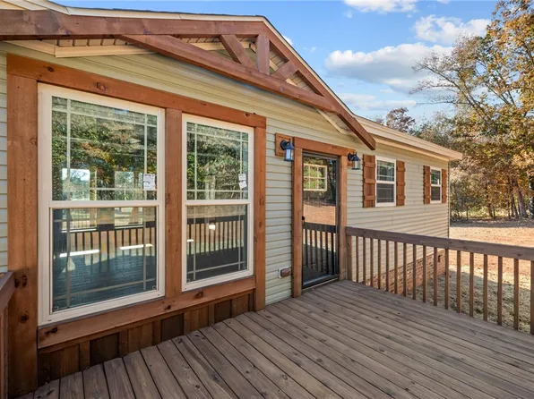 222 Snow Creek Rd, Seneca, SC 29678