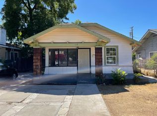 1117 N Roosevelt Ave, Fresno, CA 93728