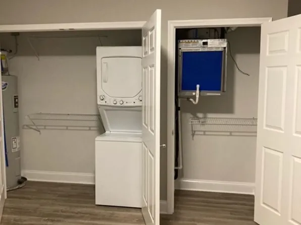 The Flats on East Broad St., 134 E Broad St #104, Bethlehem, PA 18018