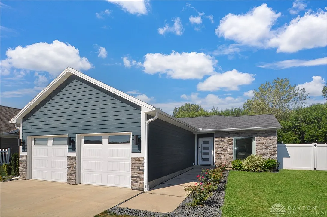 20 Wheatland Dr photo 1