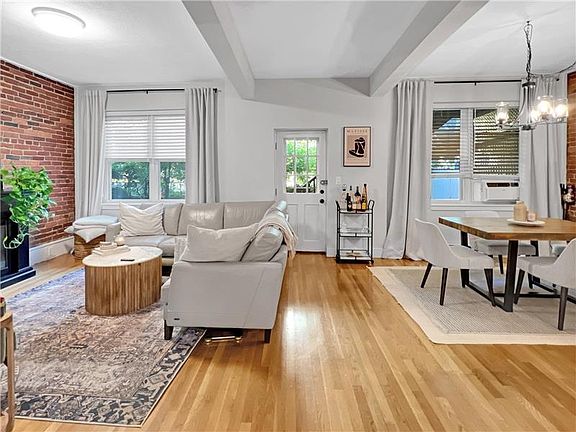 4th image of 92 Florida St #1