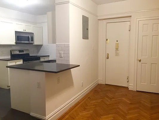 Rented by A D Shaye Realty Group  | media 19