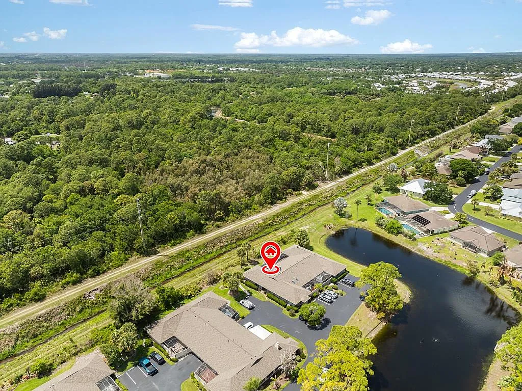 721 Timber Ridge Trail SW Unit D — Photo 3