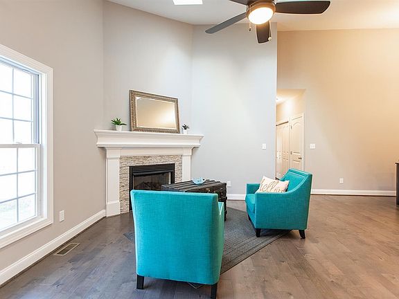 5th image of 108 Chateau Pl Lot 23