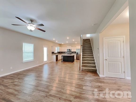 3rd image of 333 Turney Ln