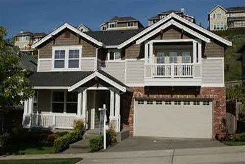 1st image of 1690 28th Ave NE