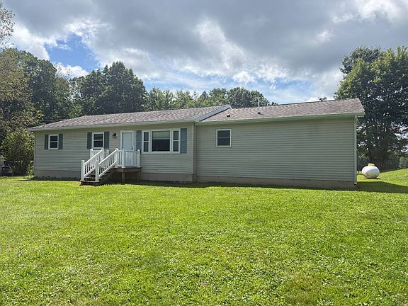 4th image of 1460 Cobham Hill Rd