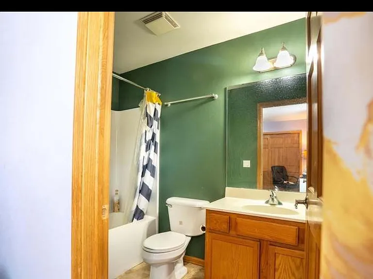 707 Cricket Ln #5 — Photo 4