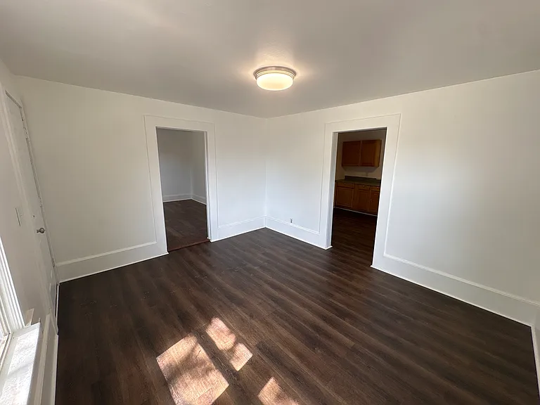 321 E Arlington Ave — Photo 15