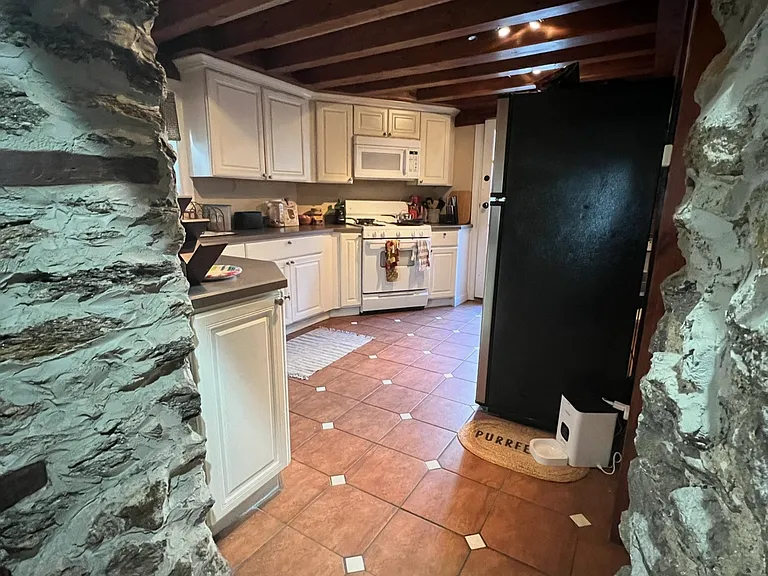 4329 Cresson St — Photo 12