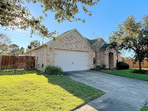 3rd image of 25946 Celtic Terrace Dr