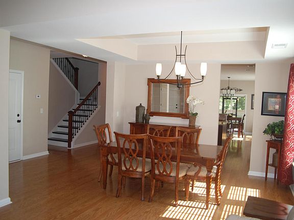 3rd image of 2002 Jubilee Crescent Ct