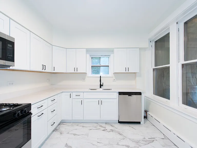 5051 W Berenice Ave #1 — Photo 4