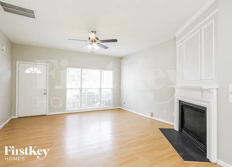 5521 Scenic Brook Ln — Photo 5