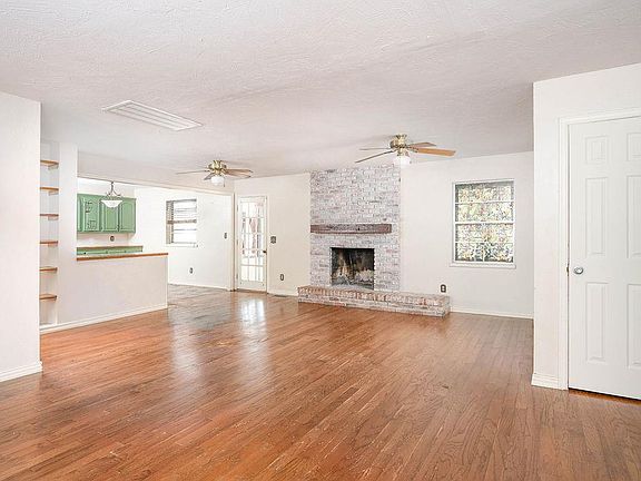4th image of 6112 N Allison Dr