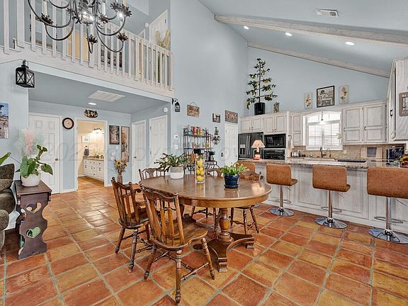 3rd image of 4800 Greenbelt Way Unit 20